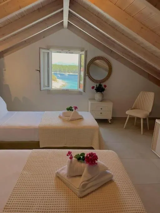 Paradise House Apart3, 5Min Walking Distance To Fiskardo Center