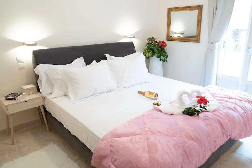 Paradise House Apart3, 5Min Walking Distance To Fiskardo Center 0*,  اليونان