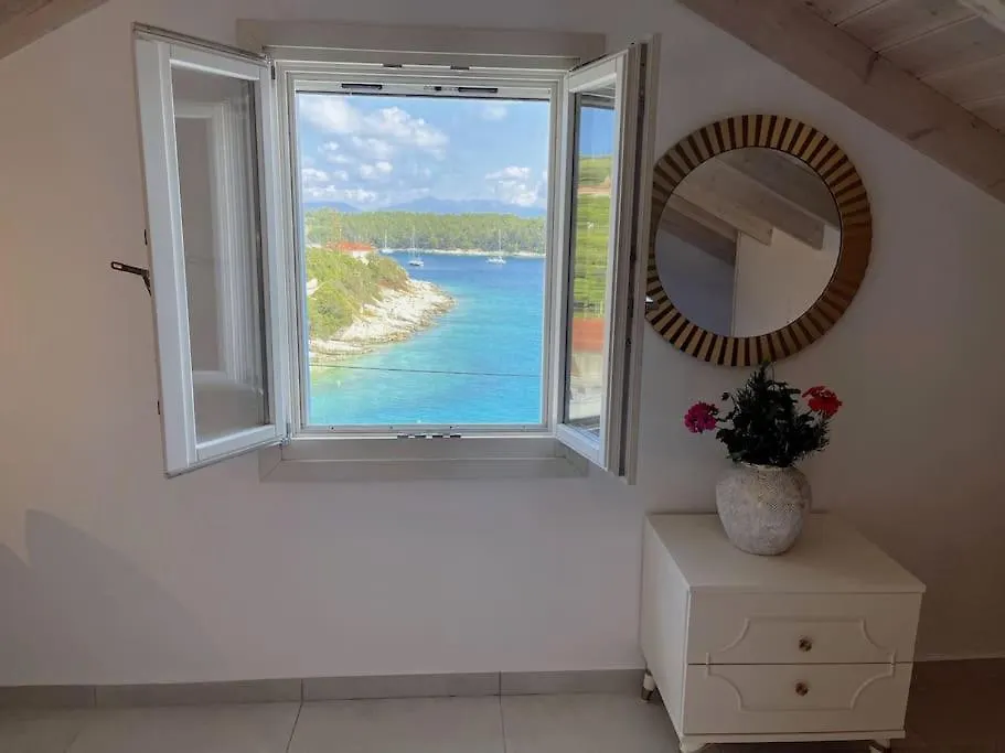 Paradise House Apart3, 5Min Walking Distance To Fiskardo Center